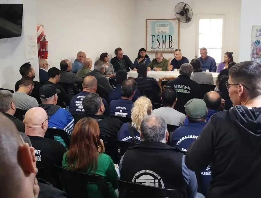 Municipales exigen el Consejo de Empleo y acusan a intendentes (FESIMUBO)