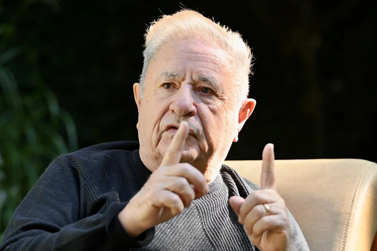 El escrache a Duhalde en la UNLa y el trasfondo político de la presentación de su libro