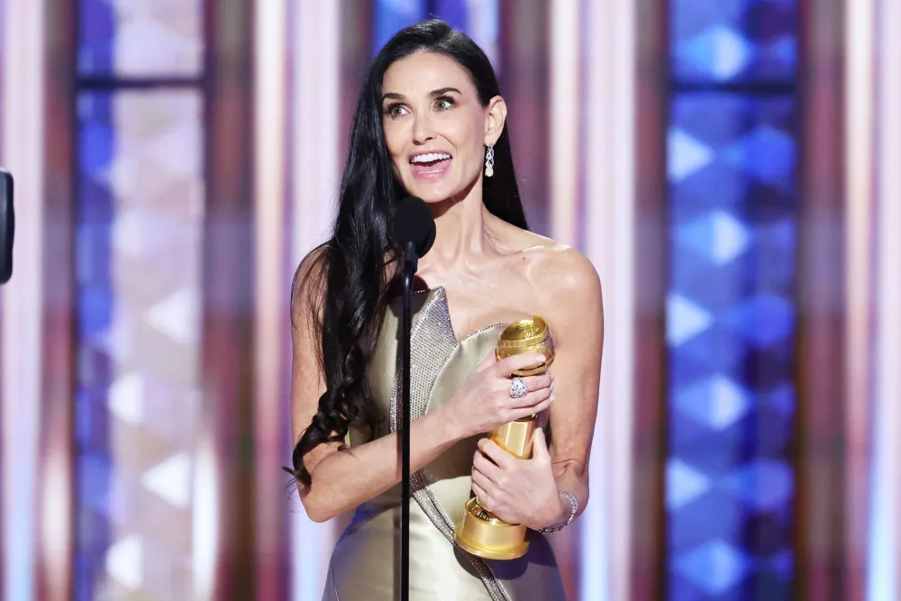 Golden Globes 2025 Demi Moore