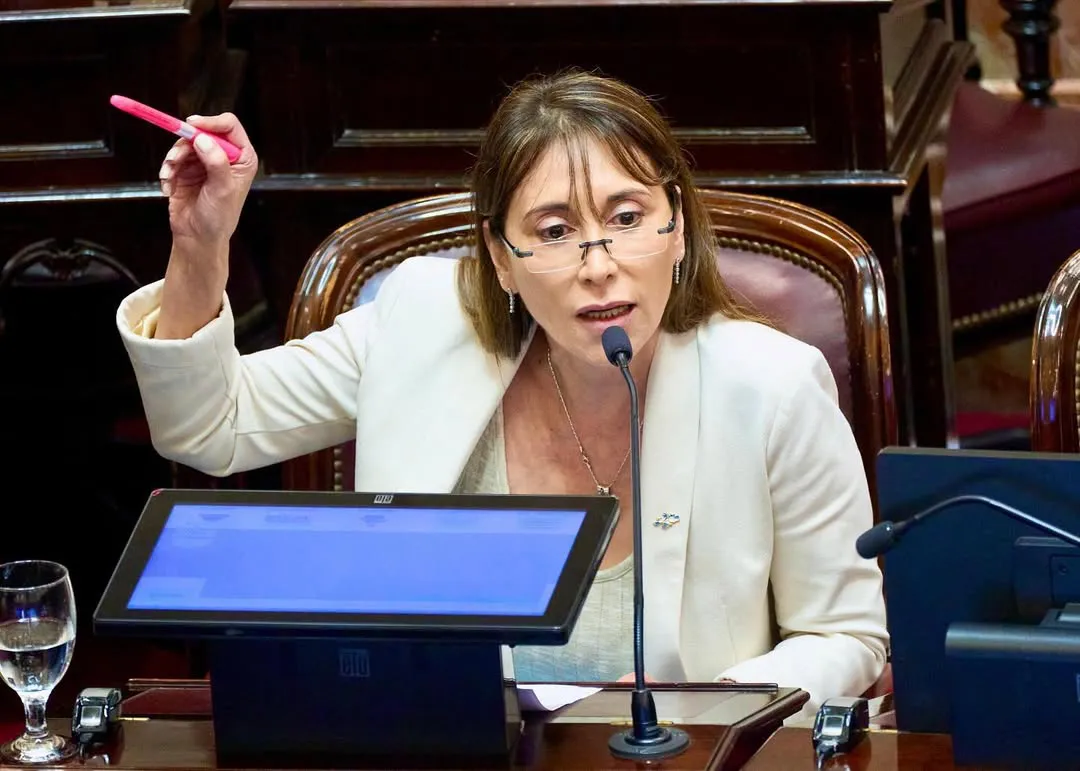 Cristina López.