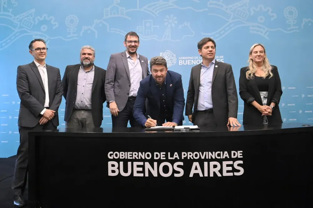 Nanni firmó convenio.