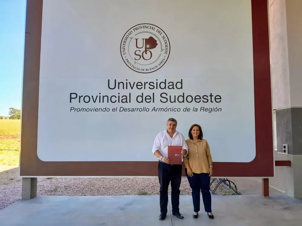 Succurro mantuvo una importante reunión con el eje en la universidad pública.