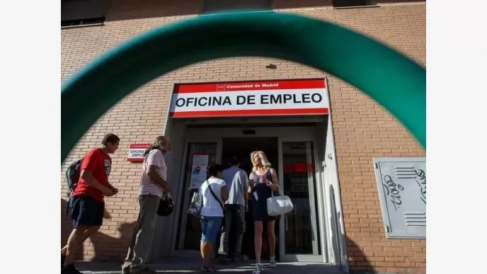 Gobierno de Meloni sepulta intento de instaurar un salario mínimo en Italia