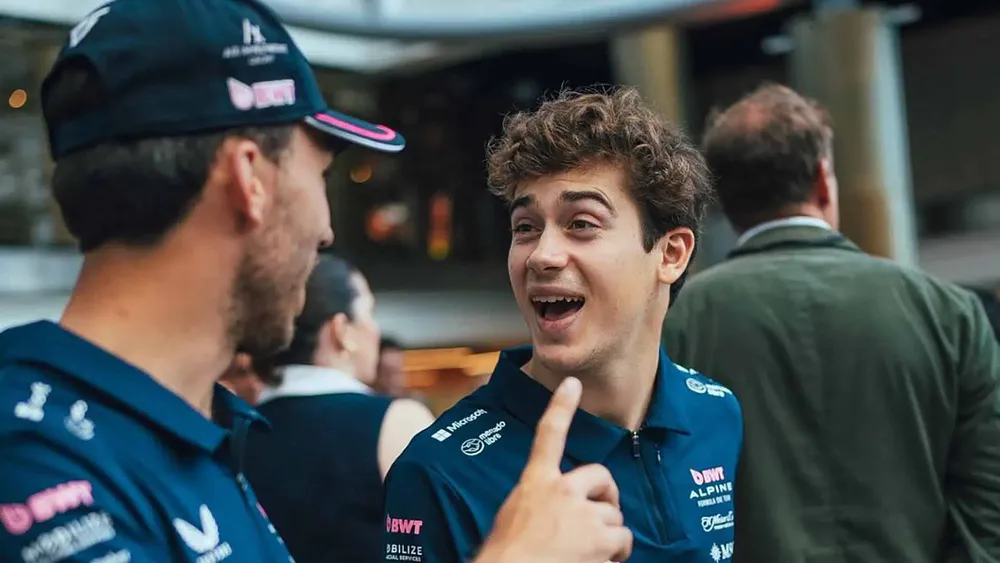 Colapinto corre en Interlagos.