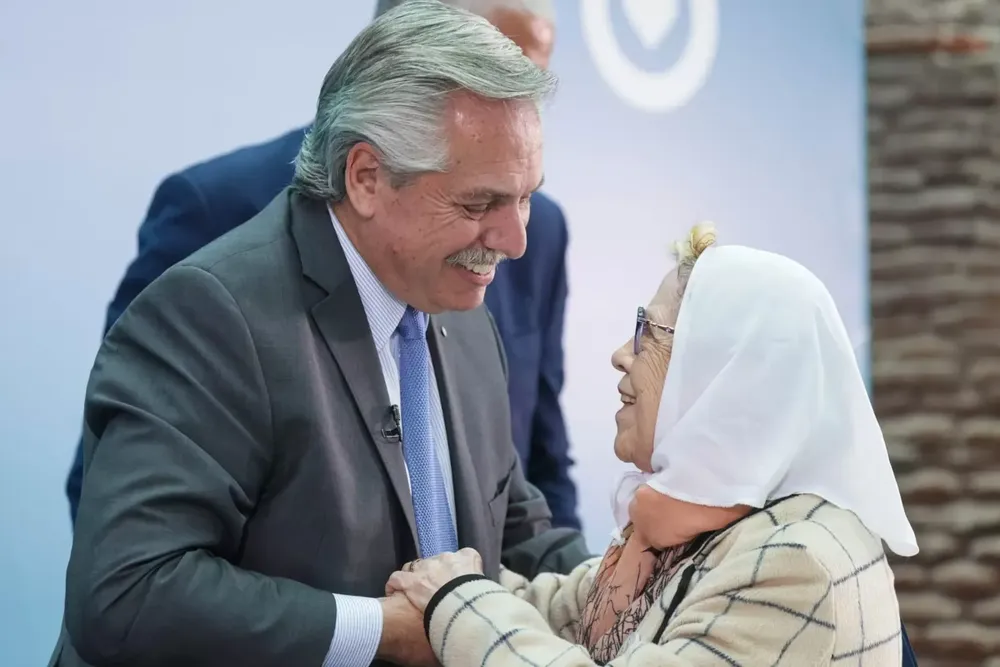 “Los Derechos Humanos son una bandera que inalterablemente levantaremos para ser una sociedad mejor”, dijo el Presidente