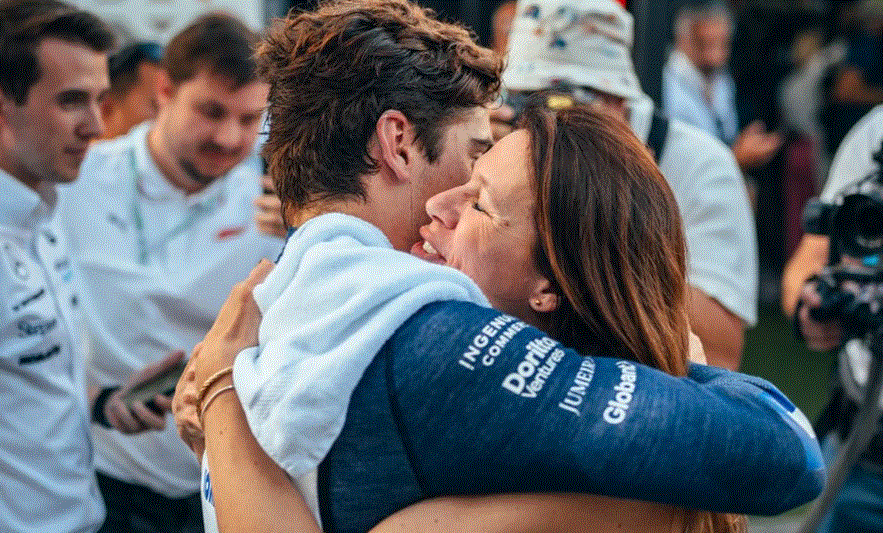 La mamá de Colapinto sorprendió a todos al ir a votar en Pilar.