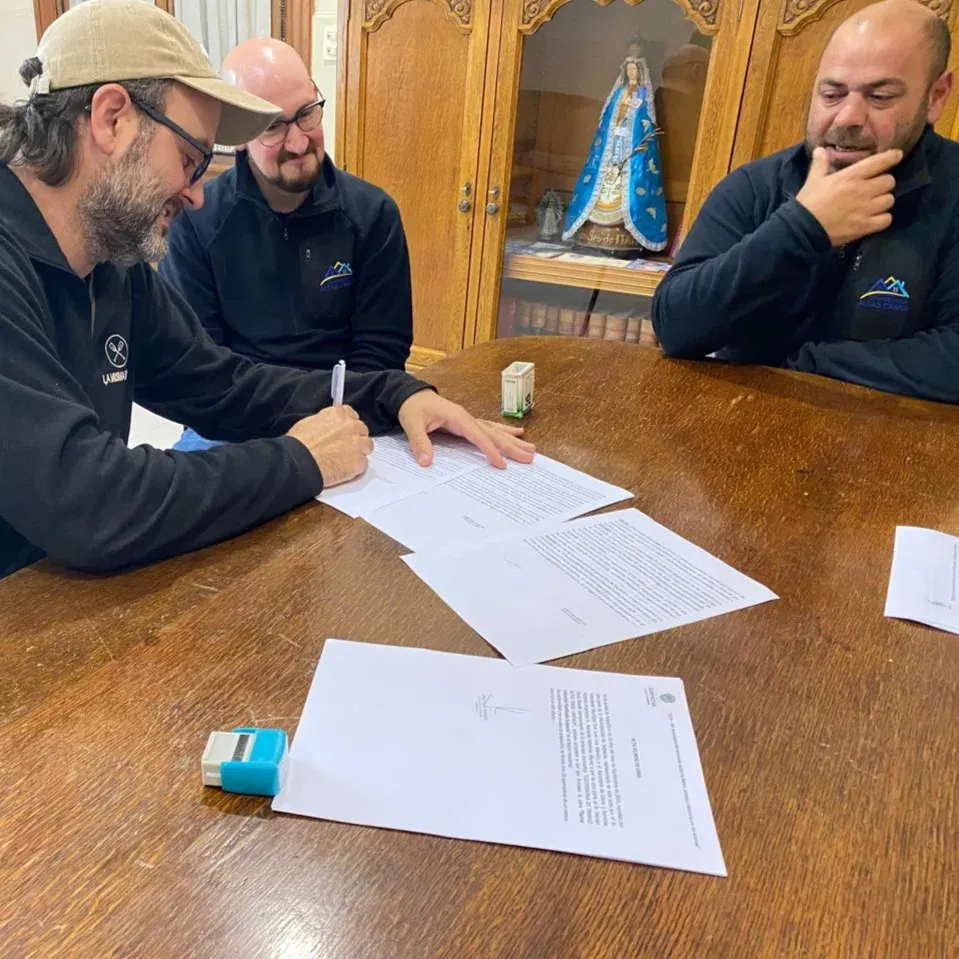 Mancini firmó el Acta de Inicio de Obra para la construcción del nuevo acceso al Parque Industrial 2