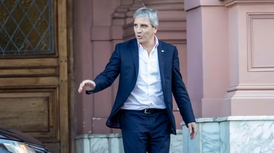 Luis Caputo.