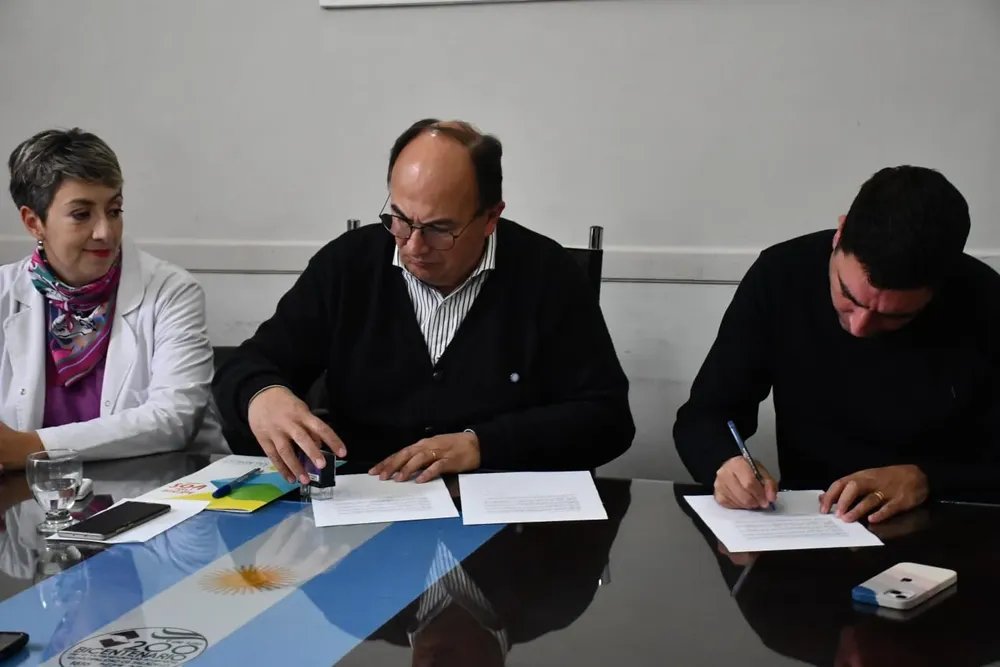 Convenio entre el Municipio y el Hospital Posadas de Saladillo.