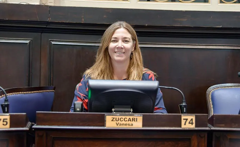 Zuccari: “La Provincia se hace cargo en materia educativa de las distintas realidades”