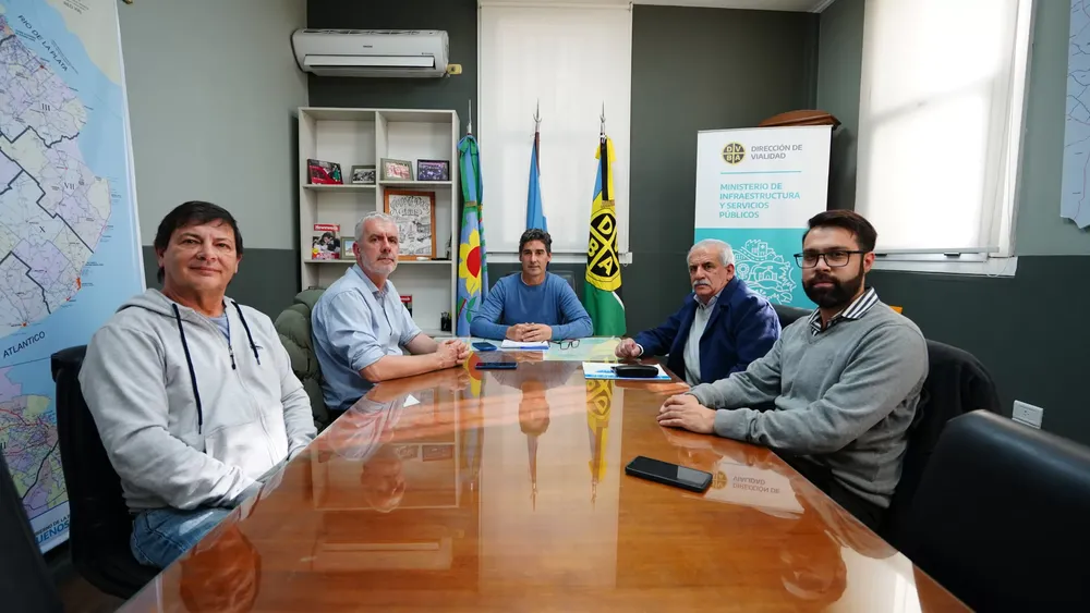 EL INTENDENTE MARINO FUE RECIBIDO POR REFERENTES DE VIALIDAD PROVINCIAL