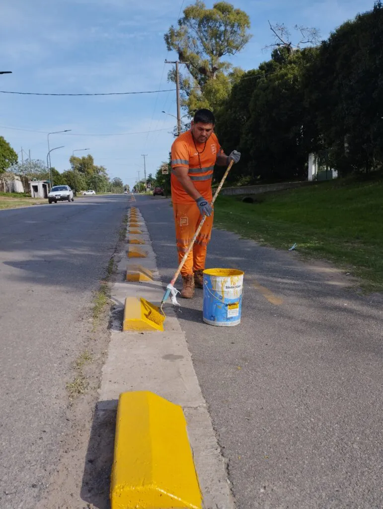 Avanzan las obras de iluminación en distintos barrios y espacios públicos de la ciudad 2