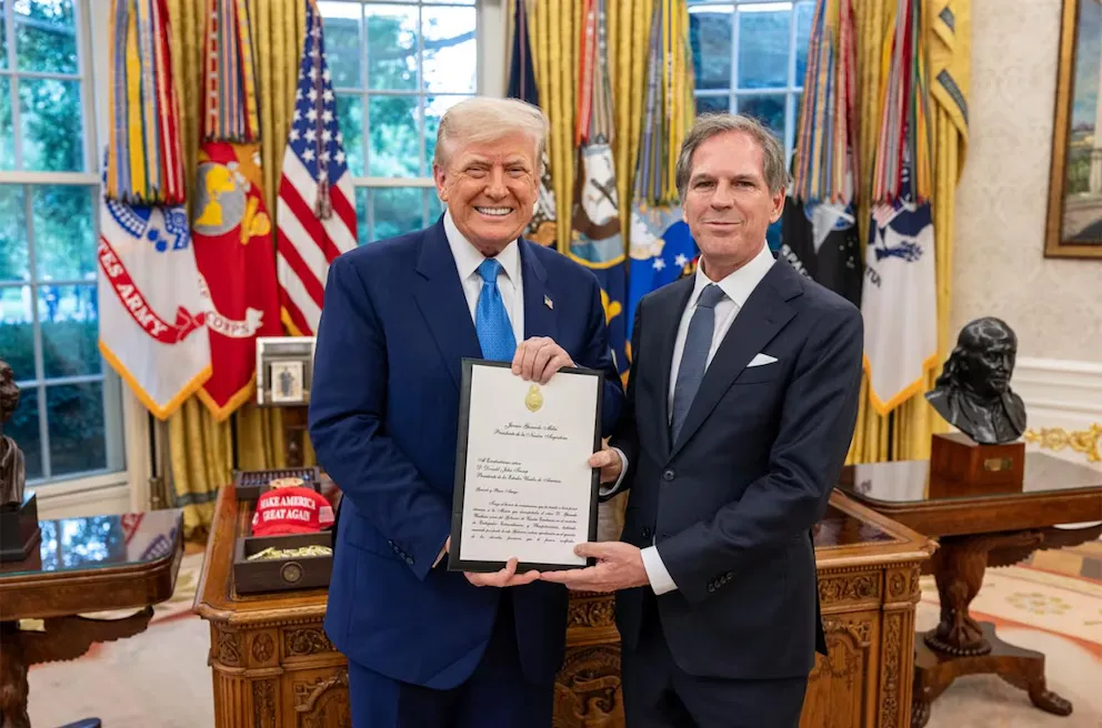 Embajador argentino con Trump