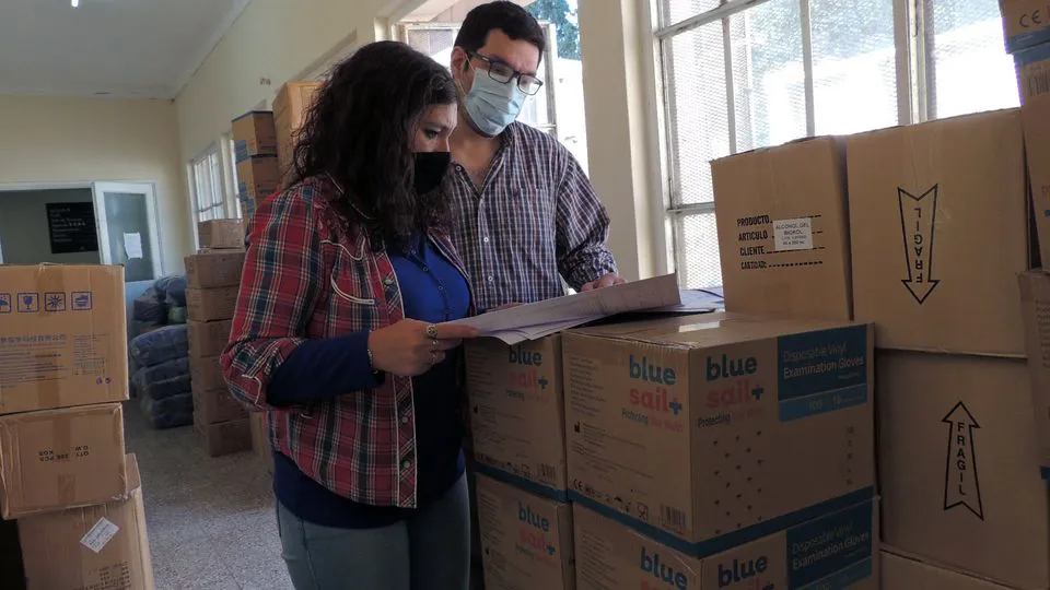 Alberti: siguen arribando insumos para hospitales y personal de salud