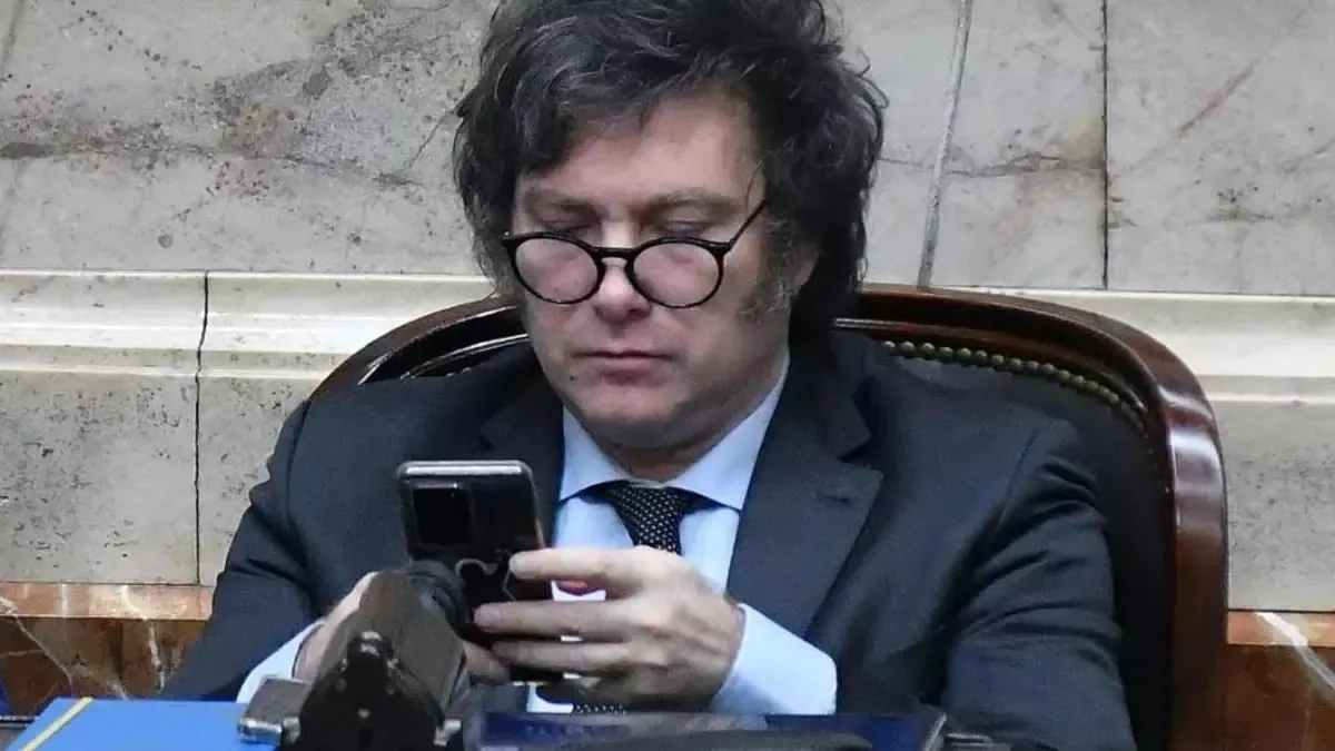 Milei Celular