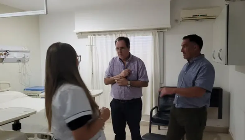 Rodríguez recorrió el Hospital y encabezó una reunión clave con EDEN