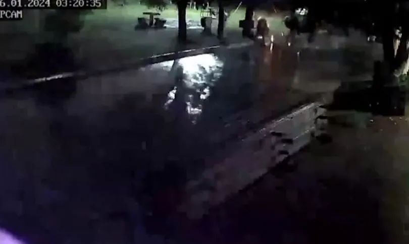 El joven fue impactado por un rayo
