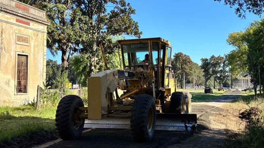 Se ejecutan tareas de Mejoramiento Vial en el barrio Elli