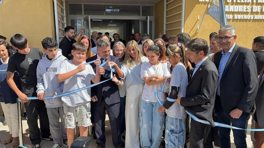 Quedó inaugurado el nuevo edificio de la Escuela Secundaria N° 8.