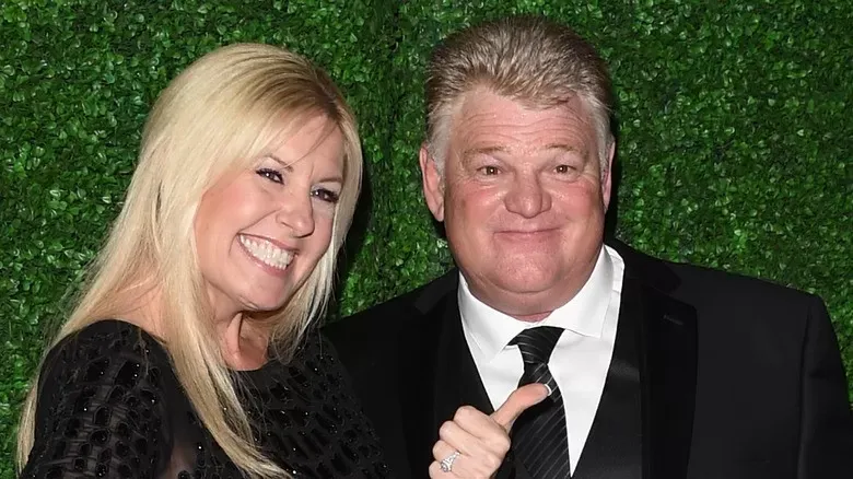 Compró una caja fuerte y lo que encontró adentro le complicó la vida | Destacado