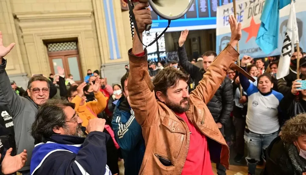 Grabois presento su propuesta de trabajo con derechos: Ser feliz no puede ser un privilegio