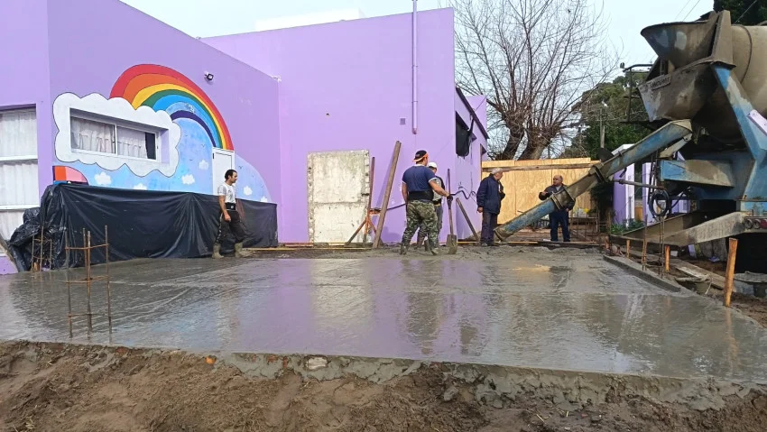 Avanzan las obras para la construcción de vestuarios en el Polideportivo del Paraje Pavón y una sala para el Jardín de La Chacras  2