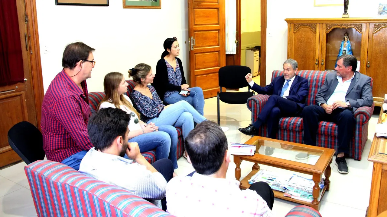 Federico recibió al ministro Ferrari en Suipacha