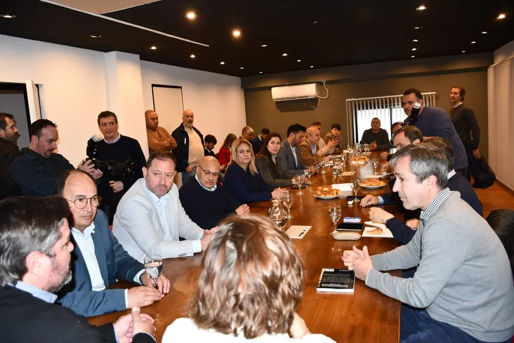 Foro de Intendentes Radicales.