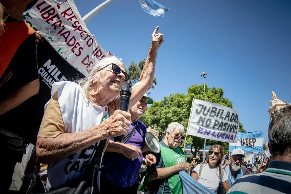 UTEP se suma al paro de la CGT y moviliza por jubilados.