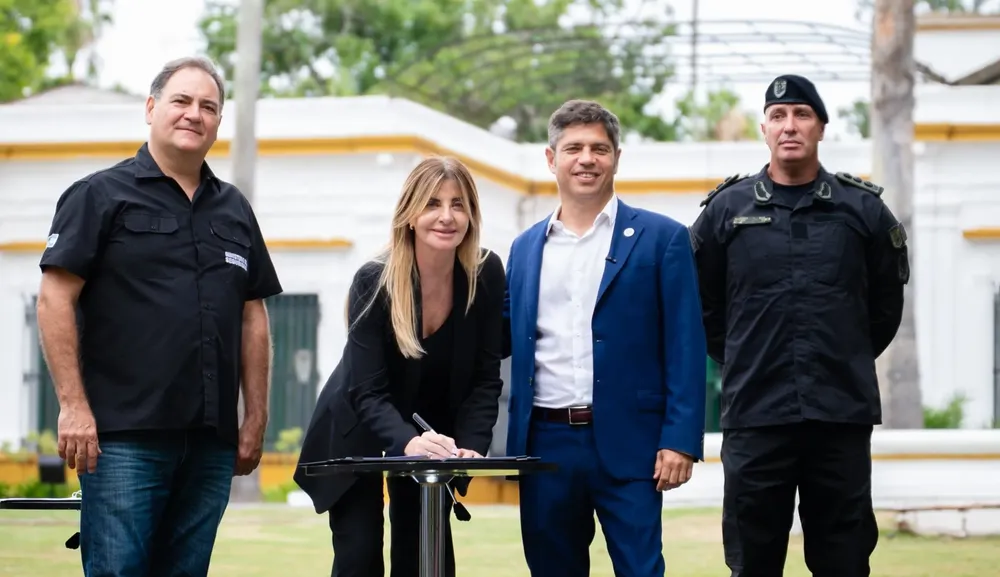 Marisa Fassi selló su compromiso con el PJ Bonaerense y sumó nuevas herramientas de seguridad con Kicillof_jfif (1)