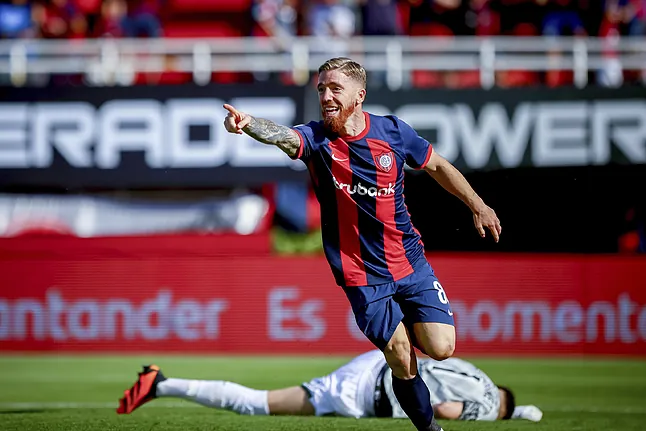 Iker Muniain, capitán de San Lorenzo