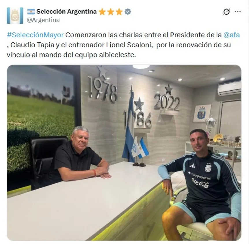 Lionel Scaloni junto a Claudio Tapia