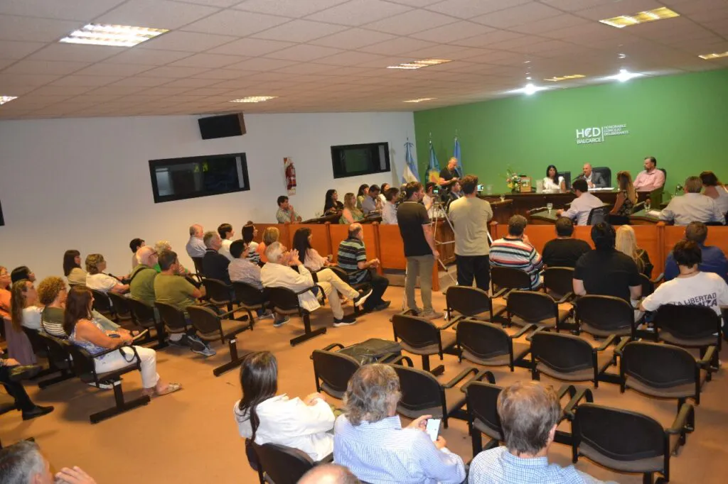 Reino inauguró sesiones en Balcarce 2