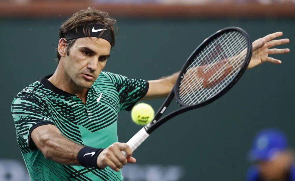 El suizo Federer planea regresar al tenis en el abierto de Australia