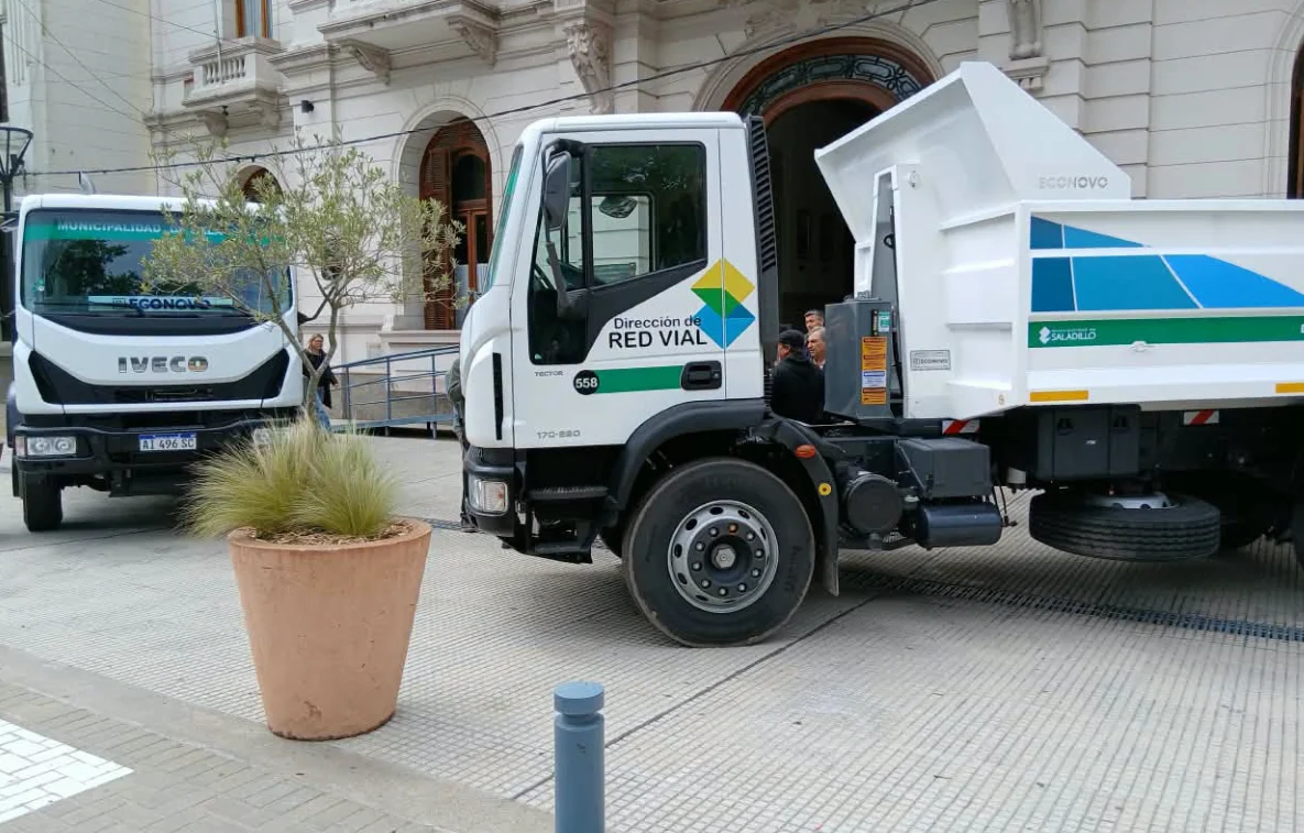 Saladillo presentó camiones 2