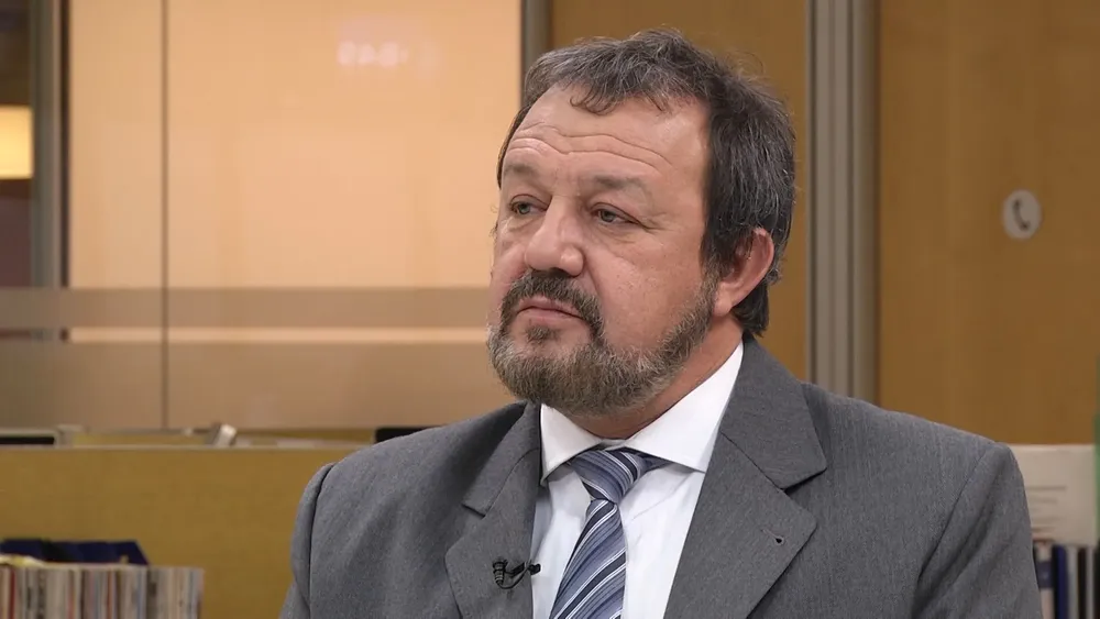 Roberto Costa arremetió duramente contra Mario Secco