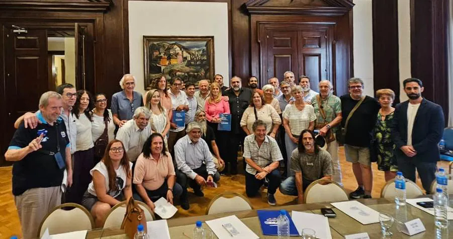 Kicillof y las CTA refuerzan el frente contra la reforma laboral