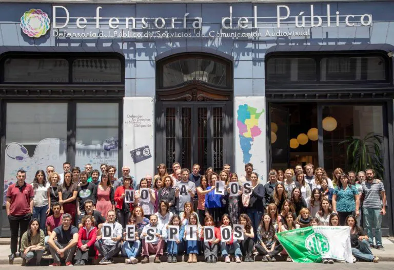 El gobierno despidió a 100 empleados de la Defensoría del Público de Servicios de Comunicación - foto archivo