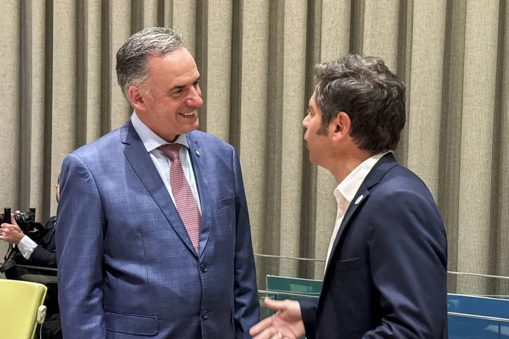 Axel Kicillof Yamandú Orsi