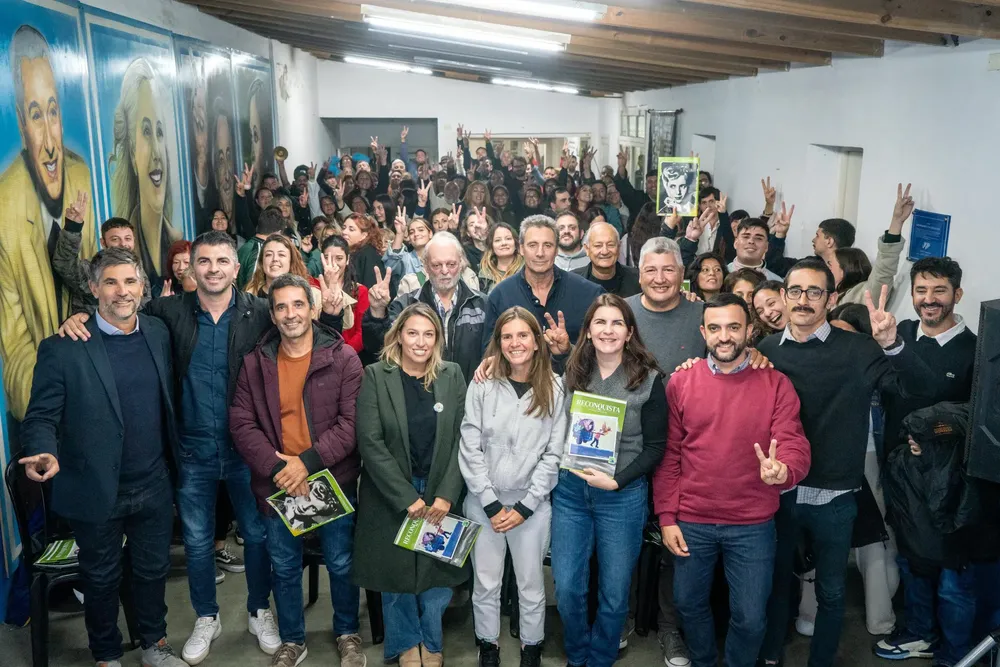 Presentación de la Revista Reconquista en la Casa del Partido Justicialista de Mar del Plata.