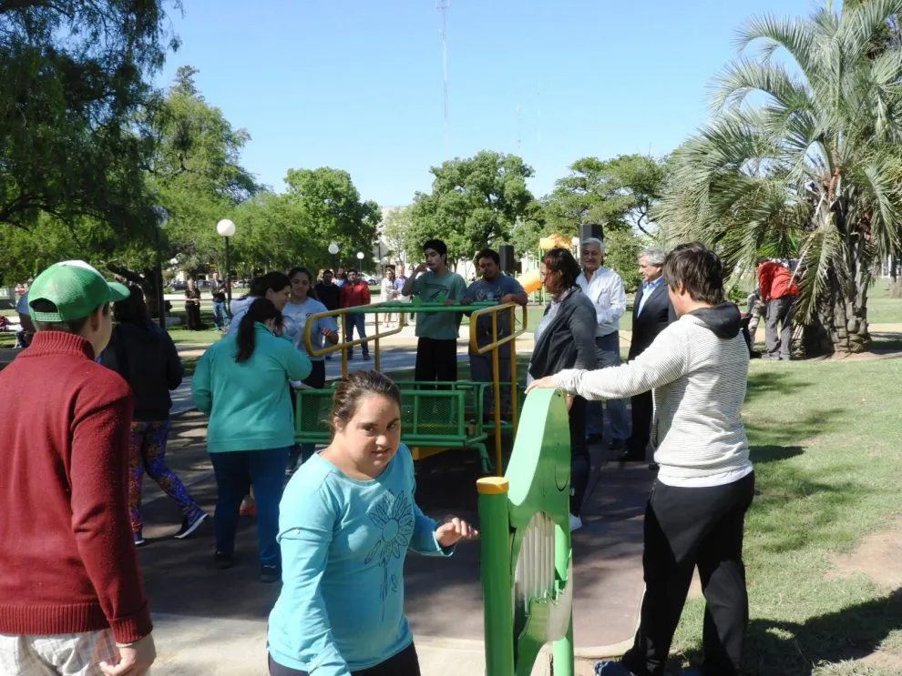 Campana inauguró la Plaza Inclusiva