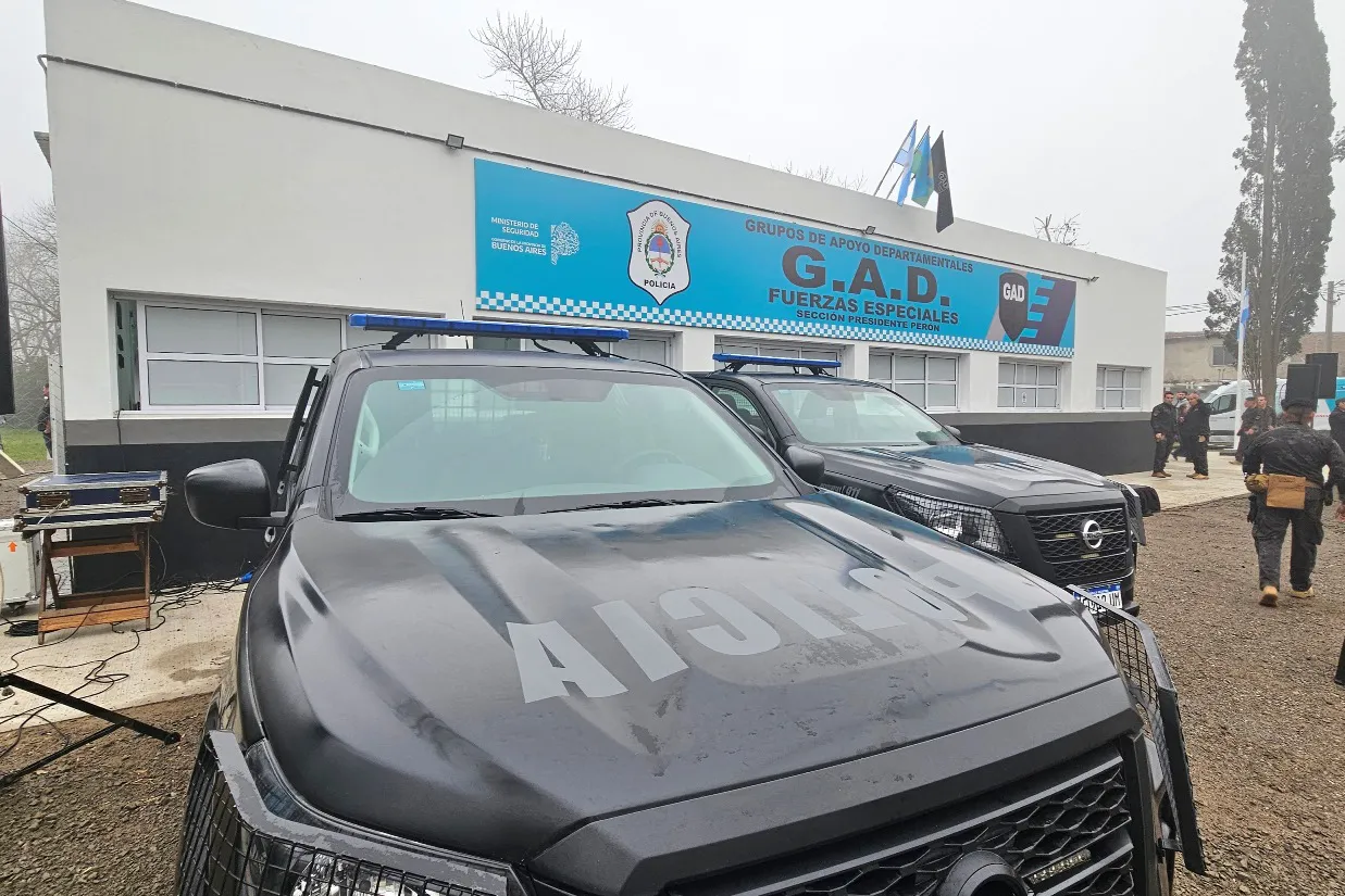 Kicillof inaugura destacamentos y refuerza la seguridad en Guernica8