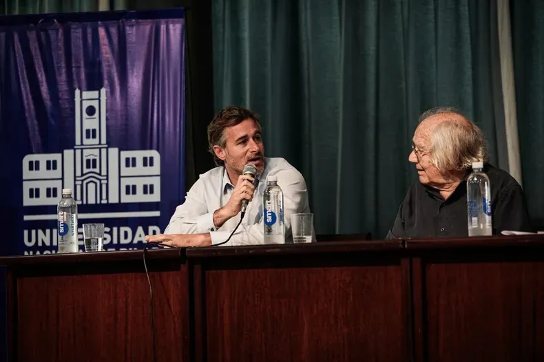 Achával y Pérez Esquivel dialogaron con estudiantes en la Universidad de Pilar