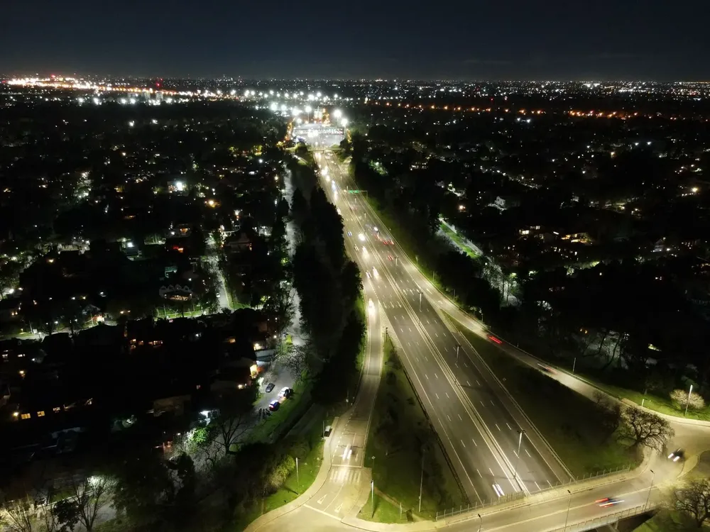 Se renovará con tecnología LED las luminarias de Panamericana y sus colectoras