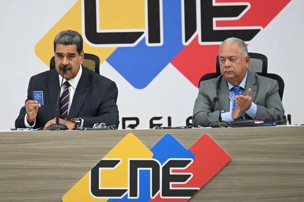 El CNE proclama a Maduro presidente pero la oposición desconoce los resultados