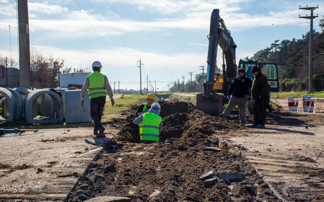 Trenque Lauquen refuerza el sistema pluvial y mejora espacios comunitarios