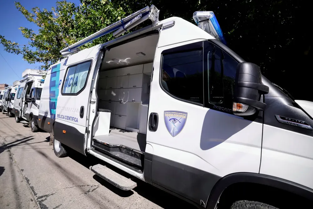 Kicillof inauguró nuevo edificio del CEF 56 10