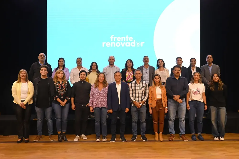 El Frente Renovador renovó autoridades Giuliano a la cabeza2