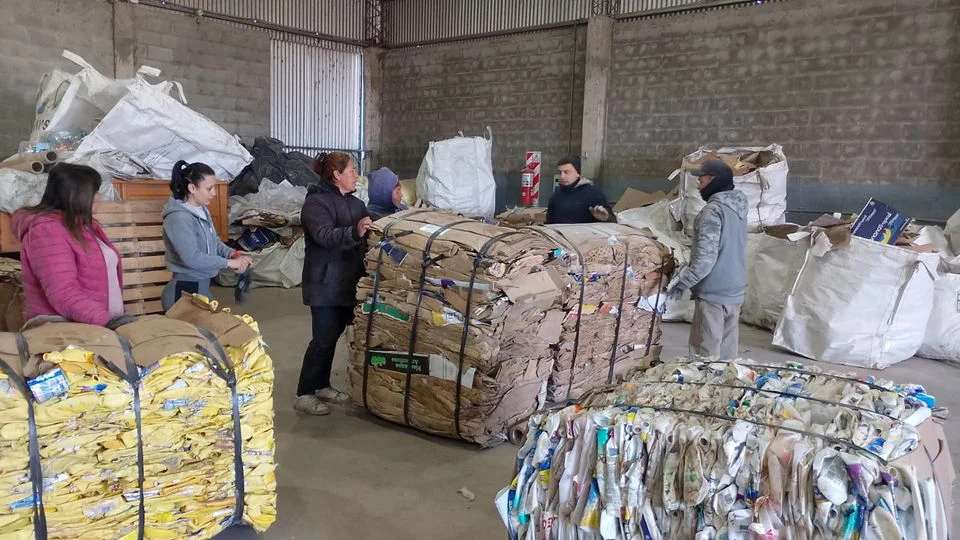 Planta de Tratamiento de Residuos operada por la Cooperativa de Trabajo “Chacabuco Verde”.