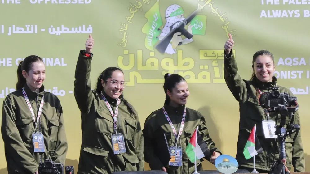 Hamás libera a 4 mujeres soldado en segundo canje de rehenes